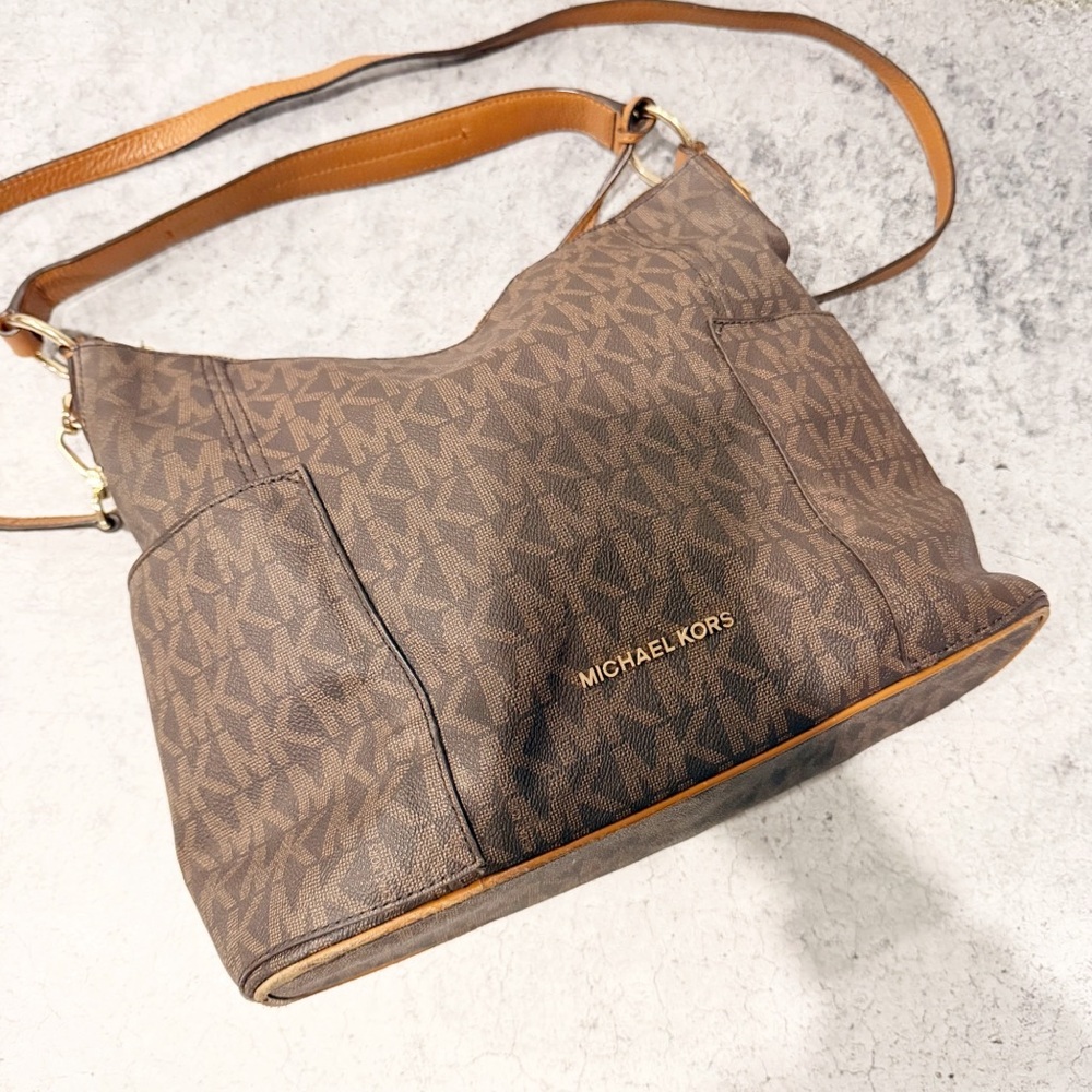 Michael Kors Anita Large Brown Acorn Convertible Shoulder Crossbody Bag * - Picture 3 of 7